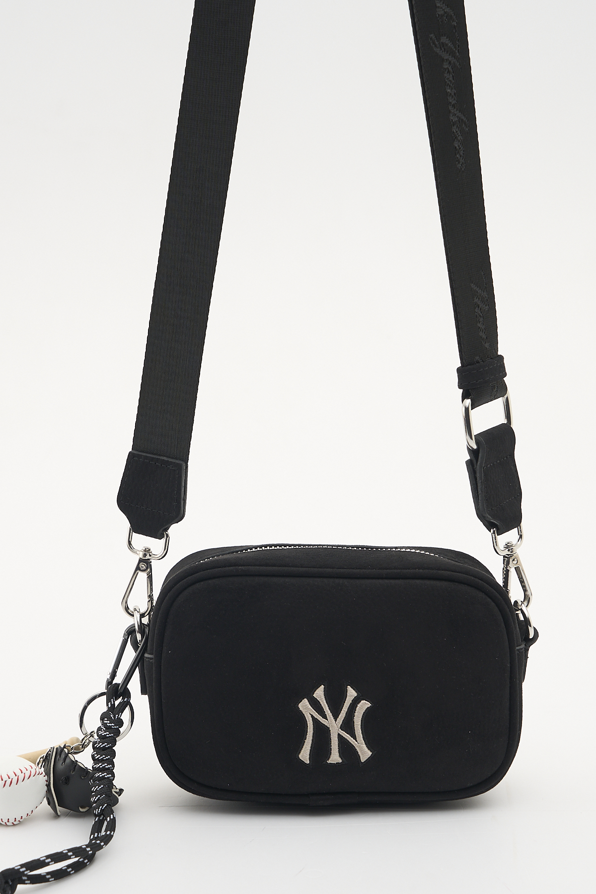 NEW YORK ÇAPRAZ ÇANTA SİYAH MLB046